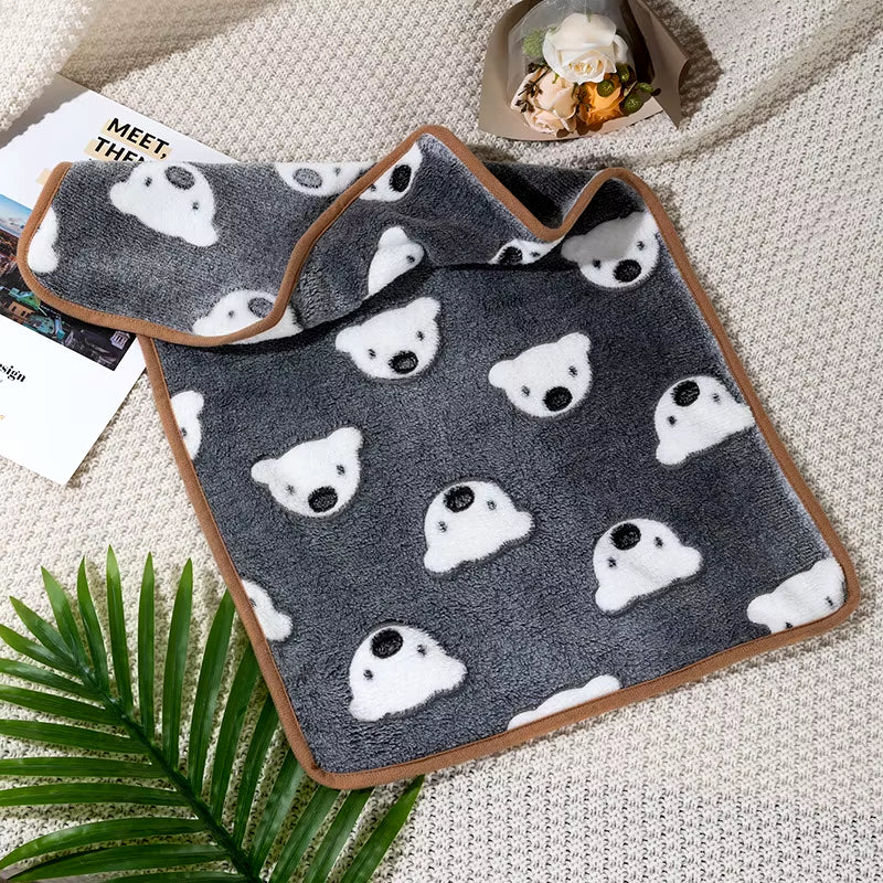 Coral Fleece Pet Sleeping Blanket Soft Fluffy Dog Blanket Warm Breathable Cat Cover Blanket Comfortable Dog Sleeping Sheet Mat